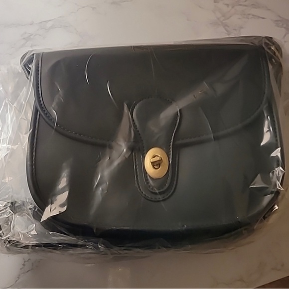 1/$40 - Any color - FASHION CROSSBODY HANDBAG - bundle to save more - Picture 4 of 12